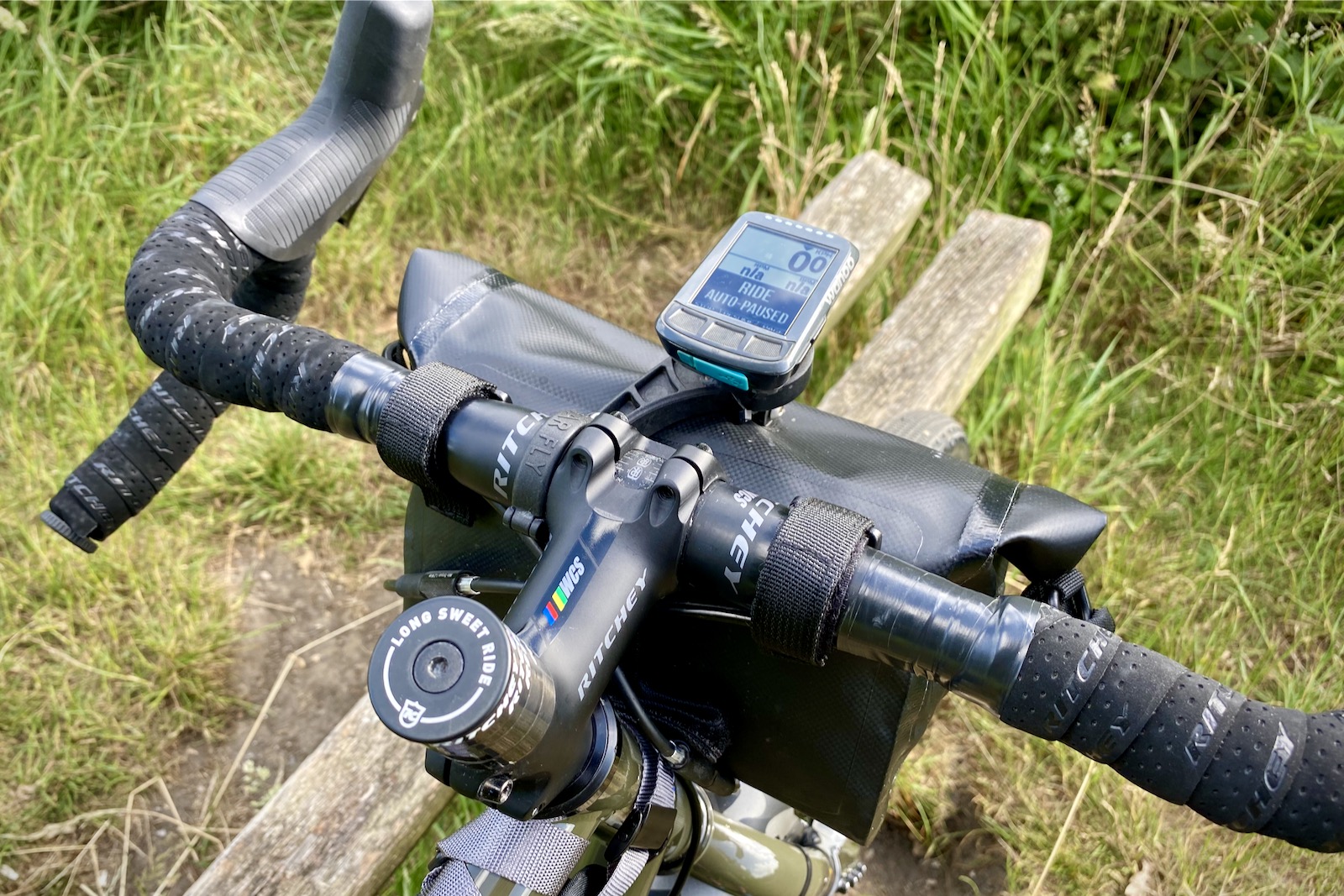 BTR Waterproof Bicycle Handlebar Bike Bag BTR Waterproof Bicycle Handlebar Bike Bag