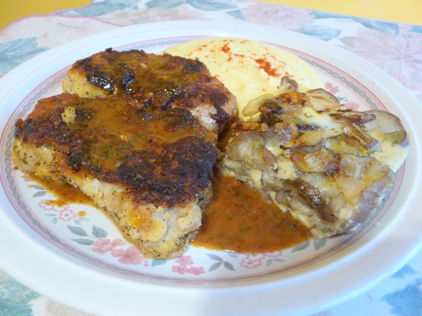 SPLENDID LOWCARBING BY JENNIFER ELOFF "BREADED" PORK CHOPS AND GRAVY
