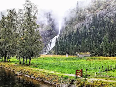 Places to visit on a Norway road trip itinerary: Huldefossen