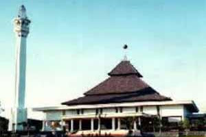 Sejarah Masjid Agung Sunan Ampel