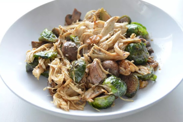 Creamy Balsamic Chicken and Brussel Sprouts (Whole 30) #lowcarb #healthy
