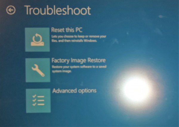 restaurer l'image d'usine windows 10