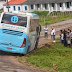 BAHIA / Ônibus que seguia pra São Paulo fica atolado em Serra Preta