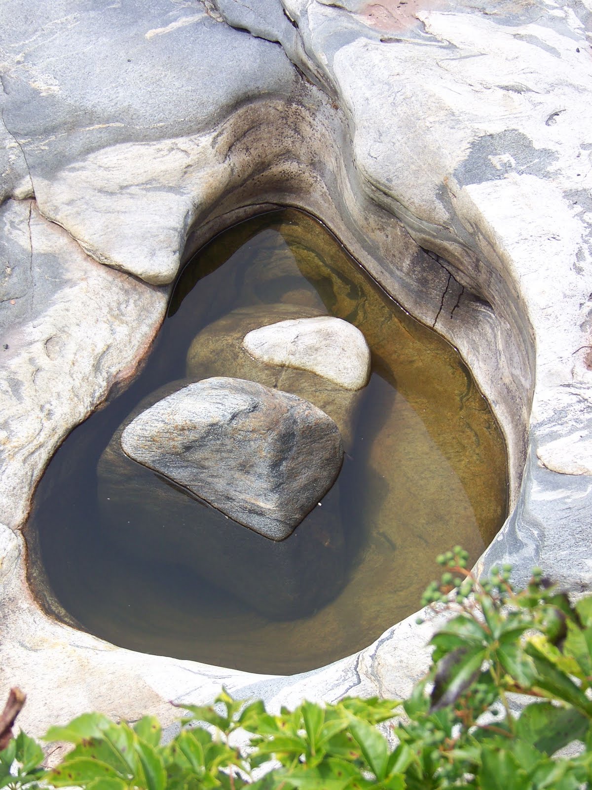  Roaming New England "Salmon Falls" Glacial Potholes Shelburne