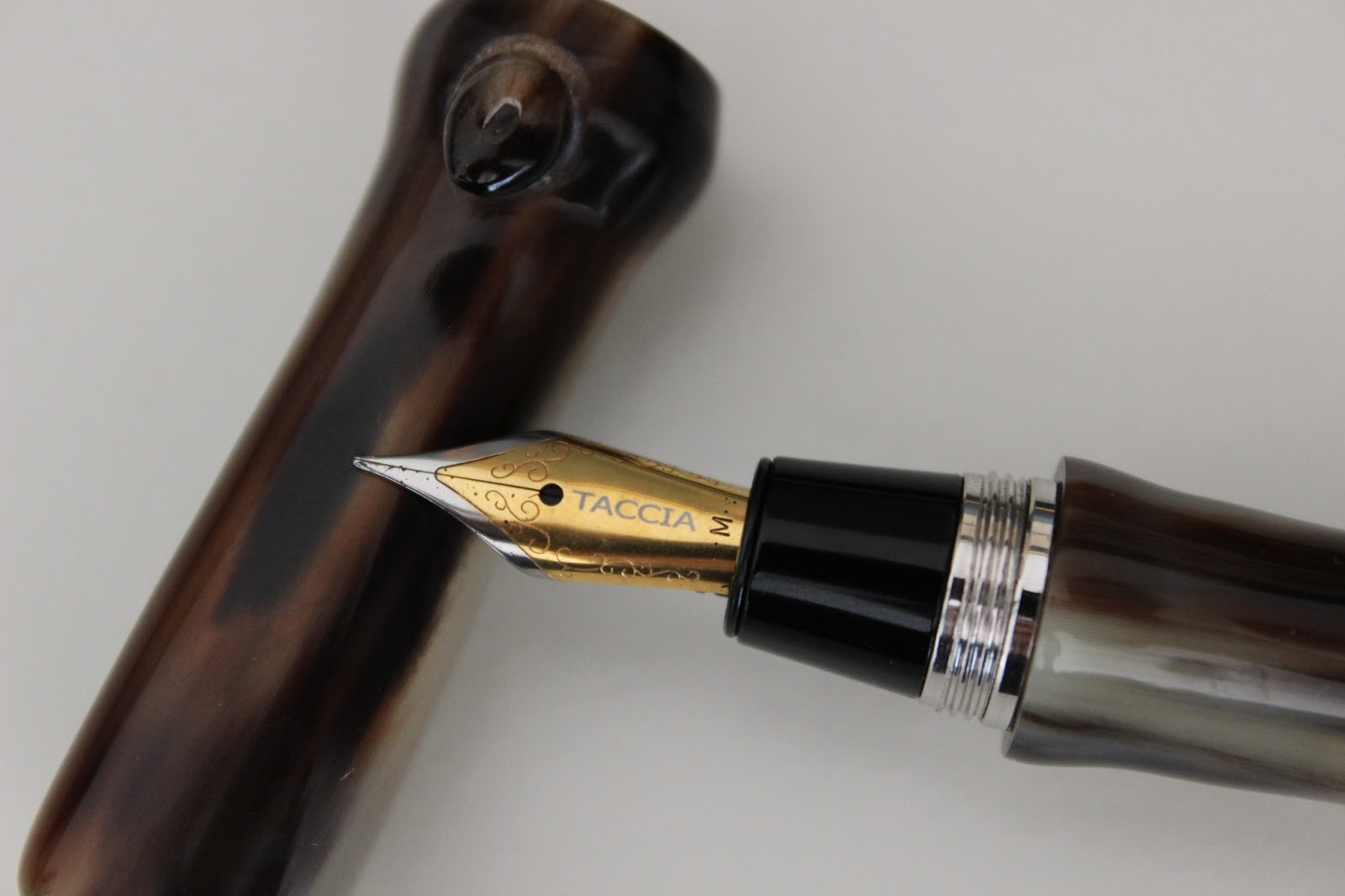 The Gold Standard Viscont Van Gogh Impressionist Fountain Pen Review