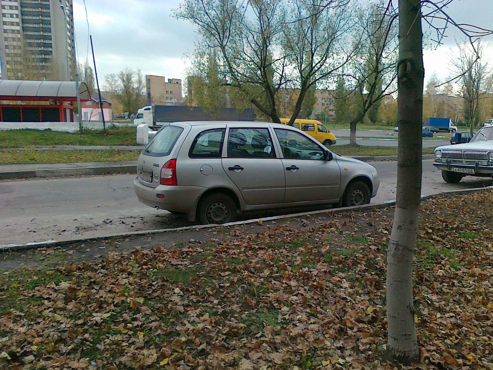 Лада Калина - Блог автовладельцев: Калина или ВАЗ 2112? Сравнение