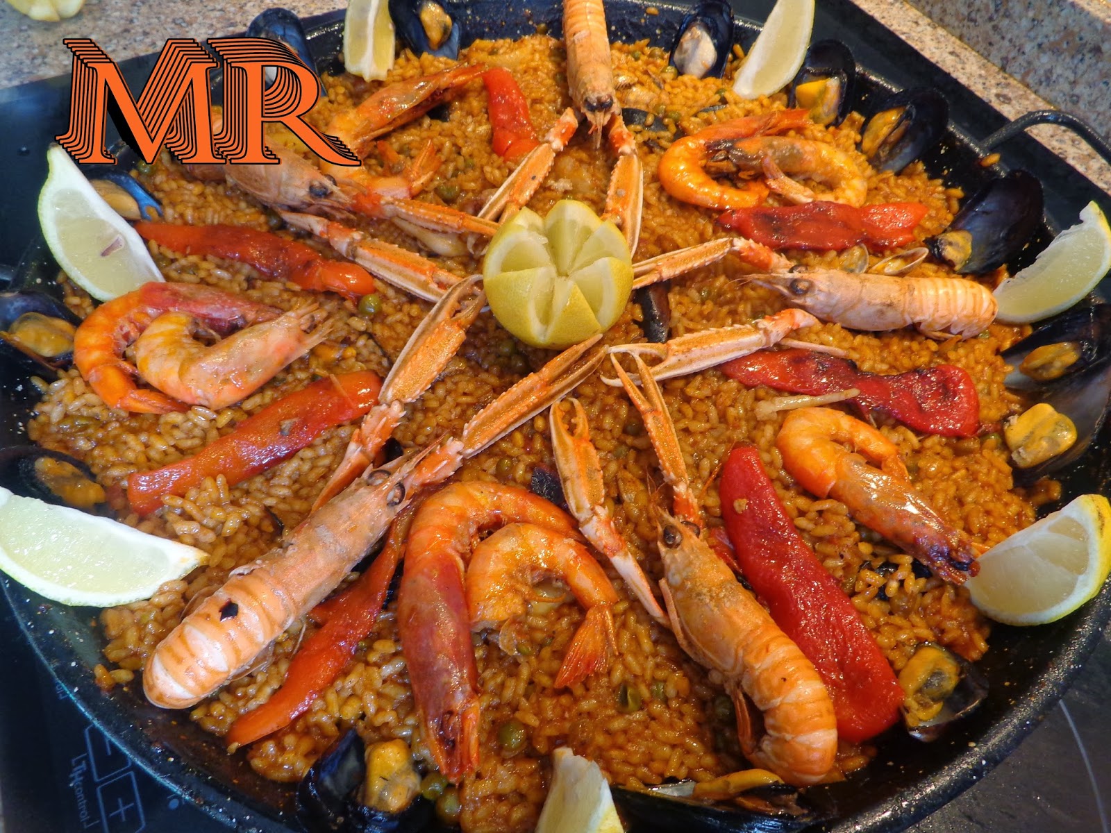 DULCE Y SALADO DE MONTSE: Paella de marisco