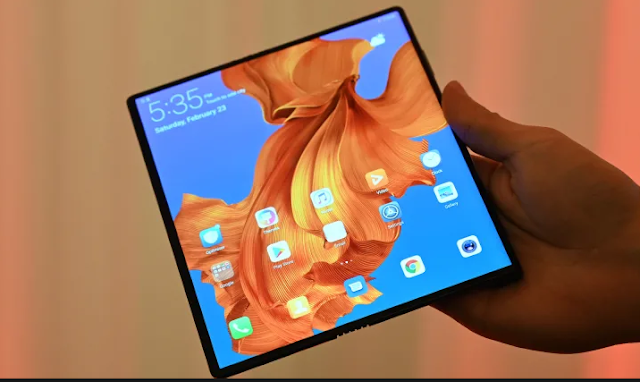 Huawei Delays Launch of Foldable Mate X