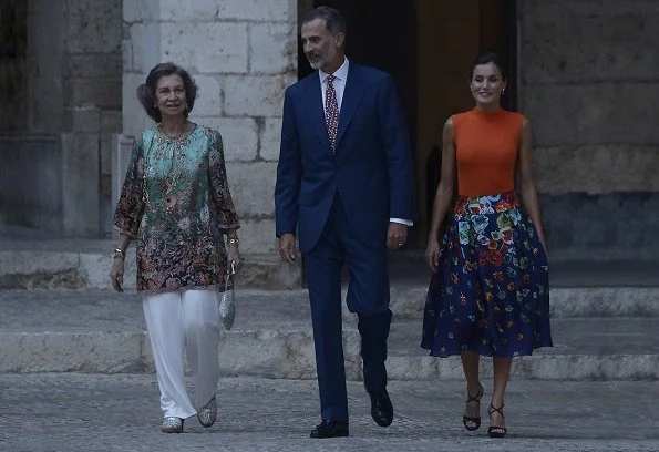 Queen Letizia wore HUGO BOSS Foebe Knit Wool Top. King Felipe VI and former Queen Sofia at summer reception. Carolina Herrera