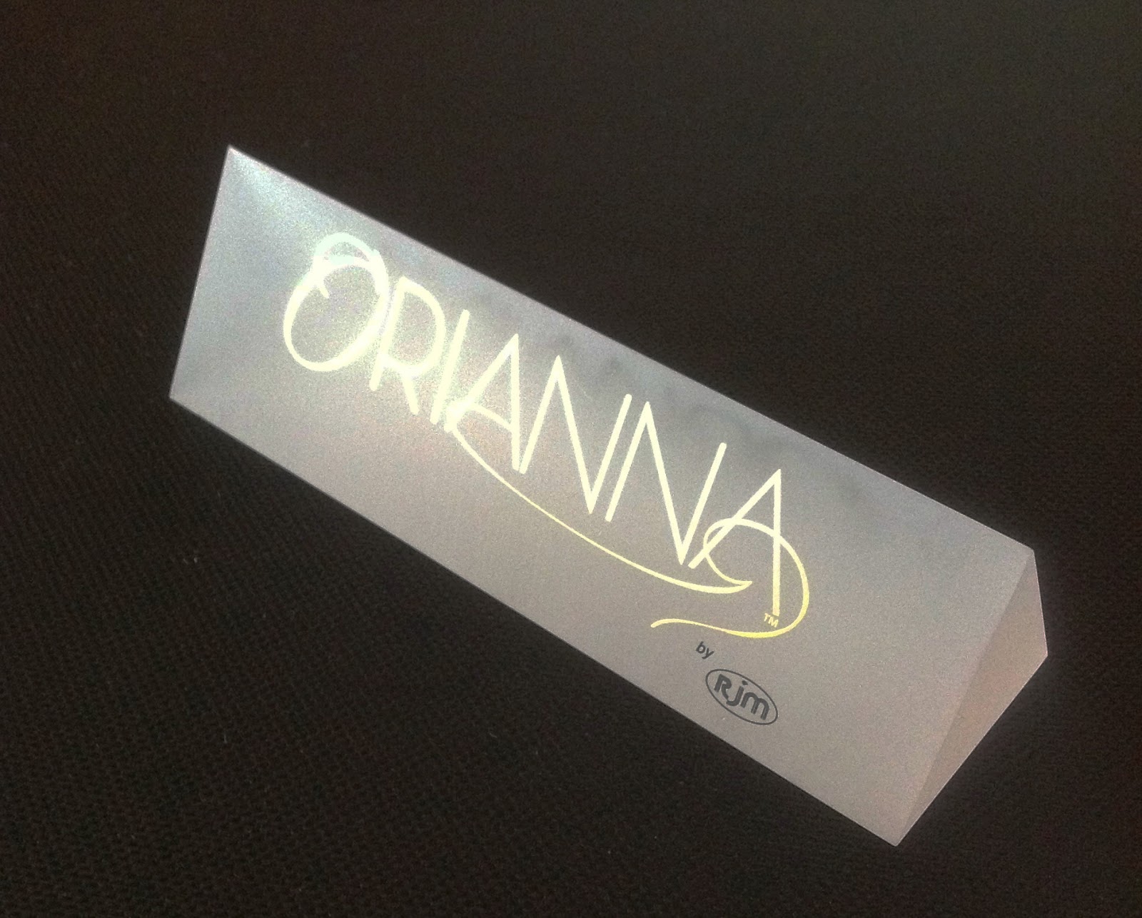 Acrylic Nameplates, Plexiglass Name Plates, Acrylic Signs, Plexiglass