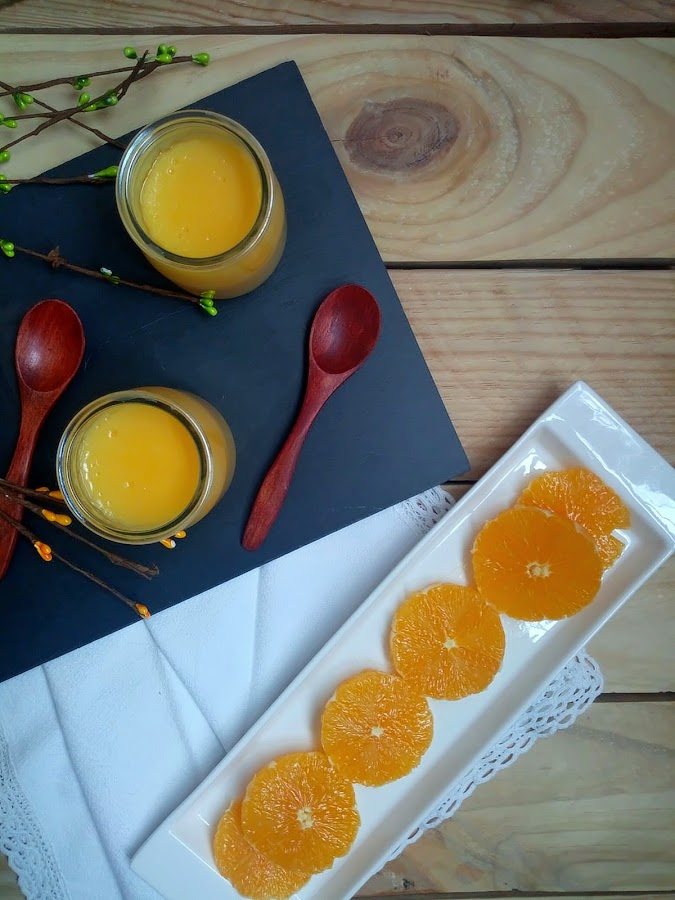 Crema de naranja y cava. Postre sencillo con delicioso sabor a cítrico. Facil de elaborar, Sin horno. Cuca
