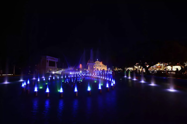 5 Plaza Salcedo Dancing Fountains