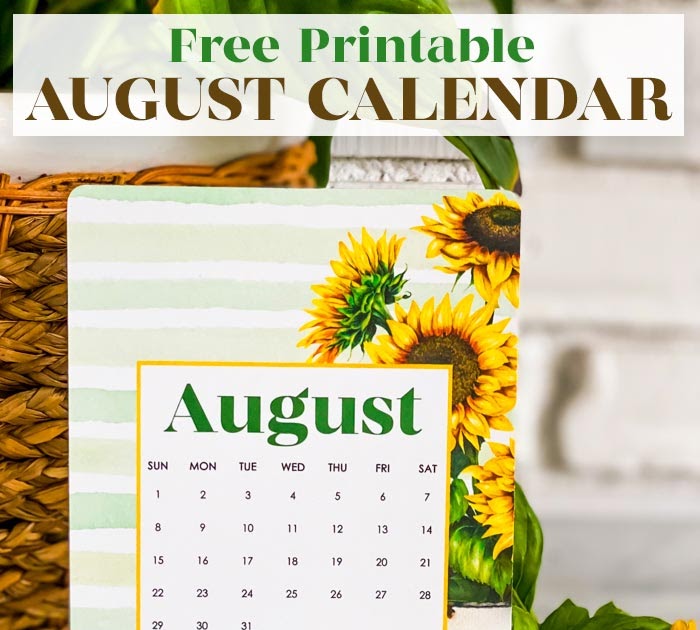 Free August Calendar Printable | i should be mopping the floor