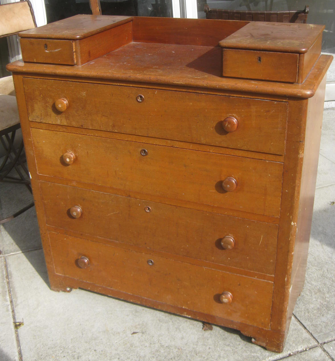 UHURU FURNITURE & COLLECTIBLES SOLD English Dresser 145