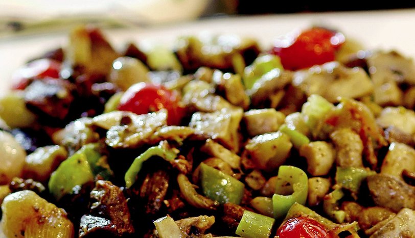 SEBZELİ ET TARİFİ