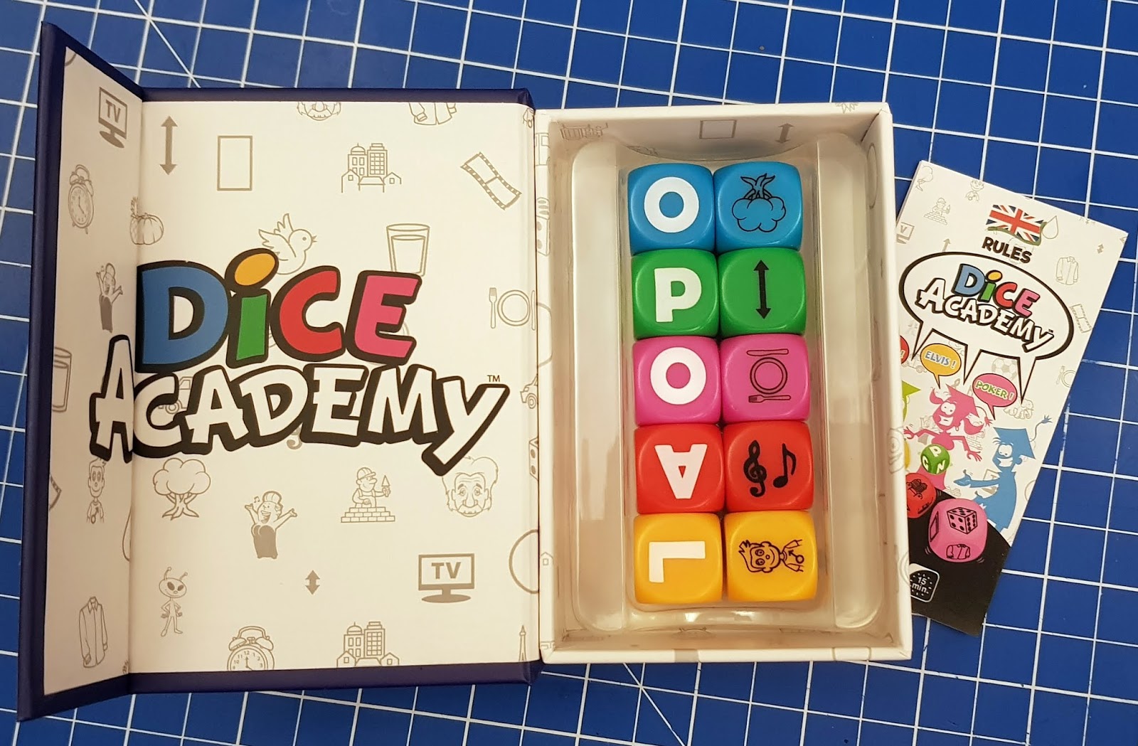 The Brick Castle Dice Academy Family Game Review (Age 8+) Sent by Asmodee