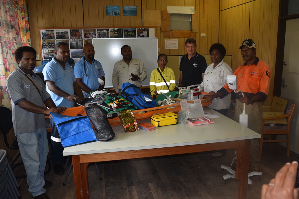 Horizon Oil donates Emergency equipment to Kiunga Hospital One Papua