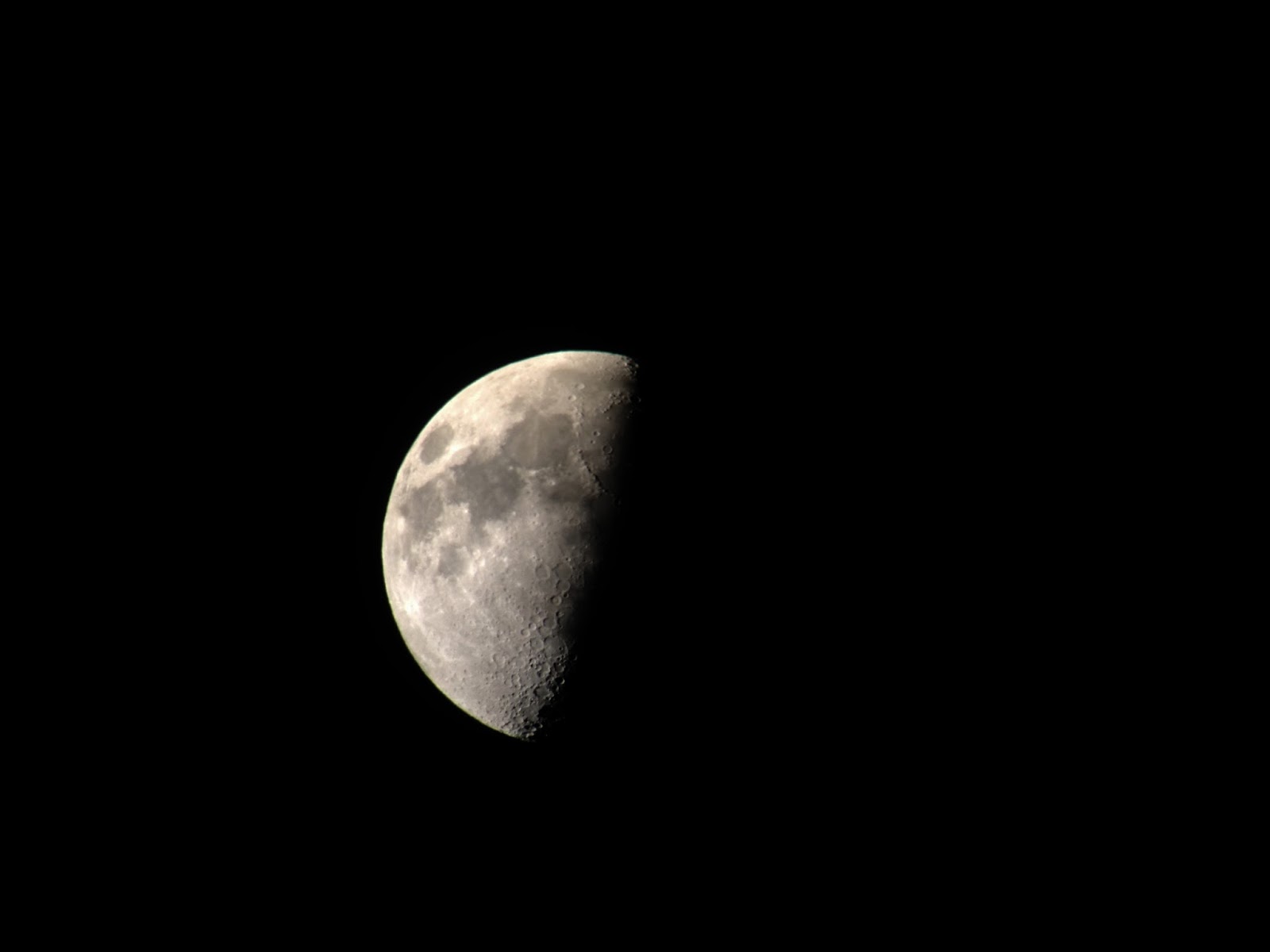 Moon with iPhone Default Camera Through Meade 285 (Handheld) [Stellar Neophyte Astronomy Blog]