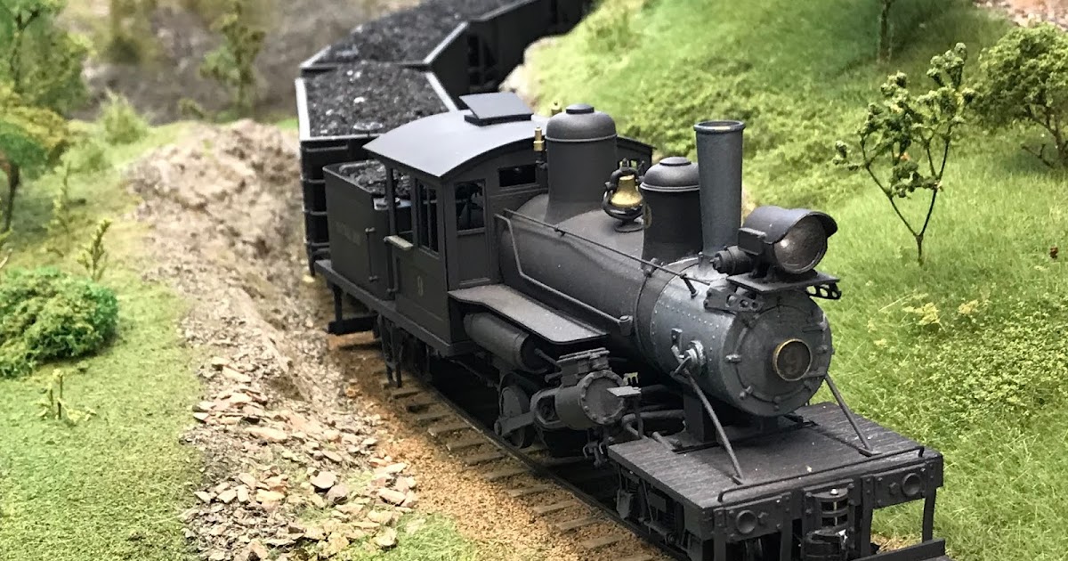 Modeling Narrow Gauge October Coal Train