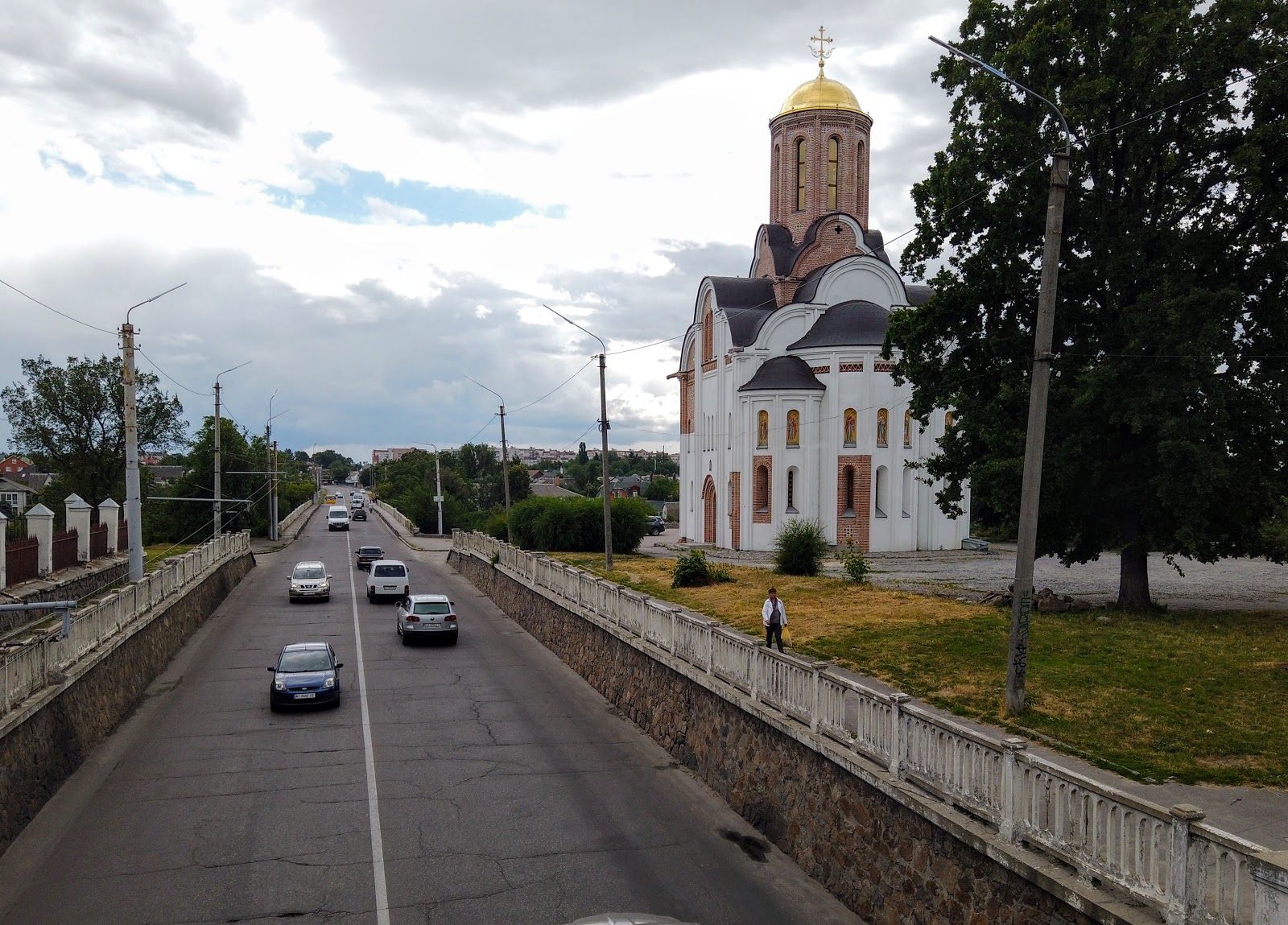 Белая церковь город фото