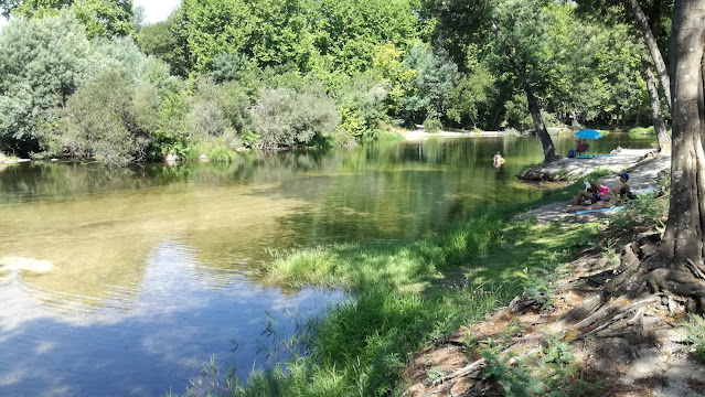 águas cristalinas do Rio Cávado