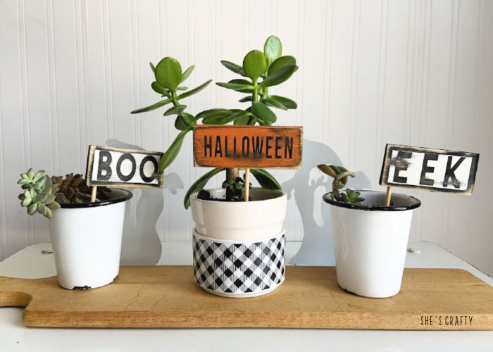 mini Wood Signs for Halloween