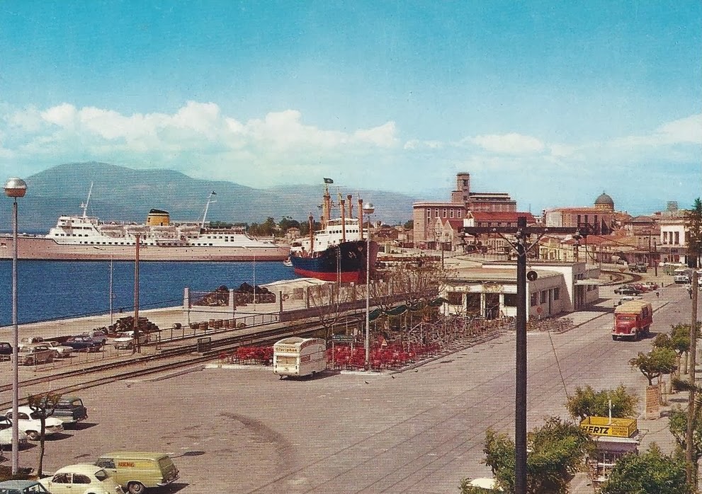 Patra+Harbour+++Ships+60s+color.jpg