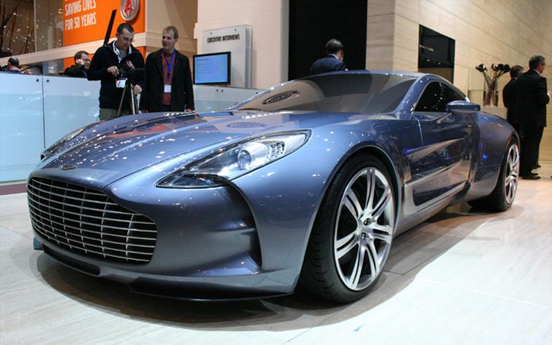 Aston Martin one 77 салон