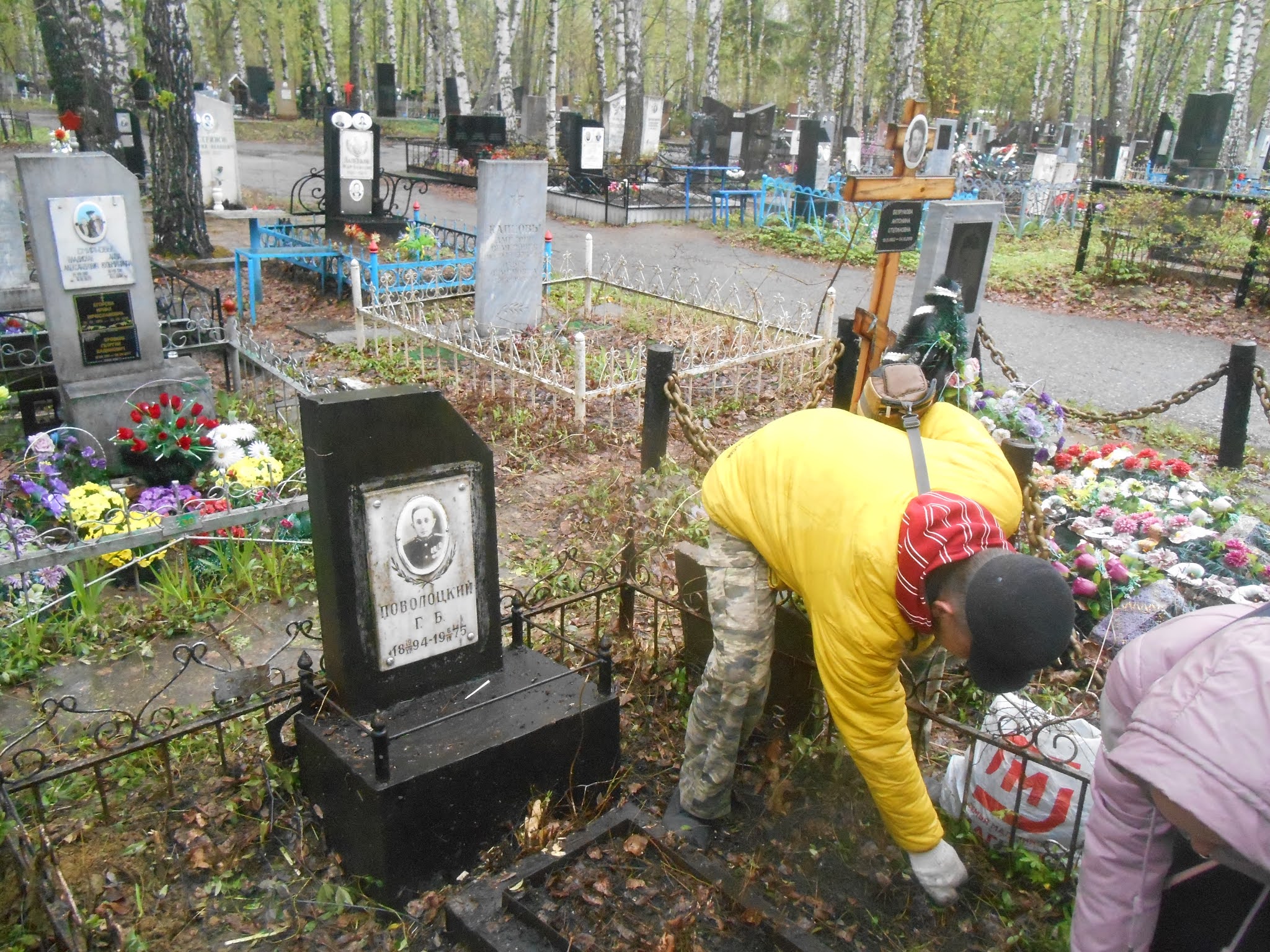 чемодановка кладбище. мироносицкое кладбище пенза воинские захоронения. мироносицкое кладбище пенза склеп. мироносицкое кладбище пенза воинские захоронения 1942г. новозападное кладбище пенза.