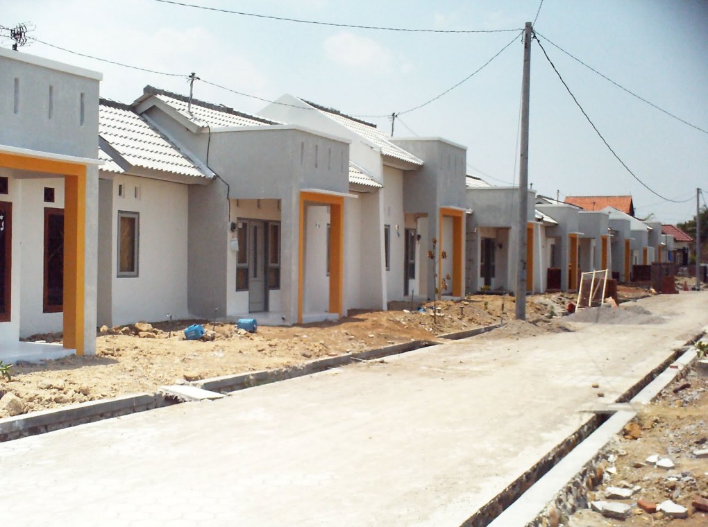 LINGKUNGAN ALAMI,BUATAN,SOSIAL,BUDAYA DAN EKONOMI