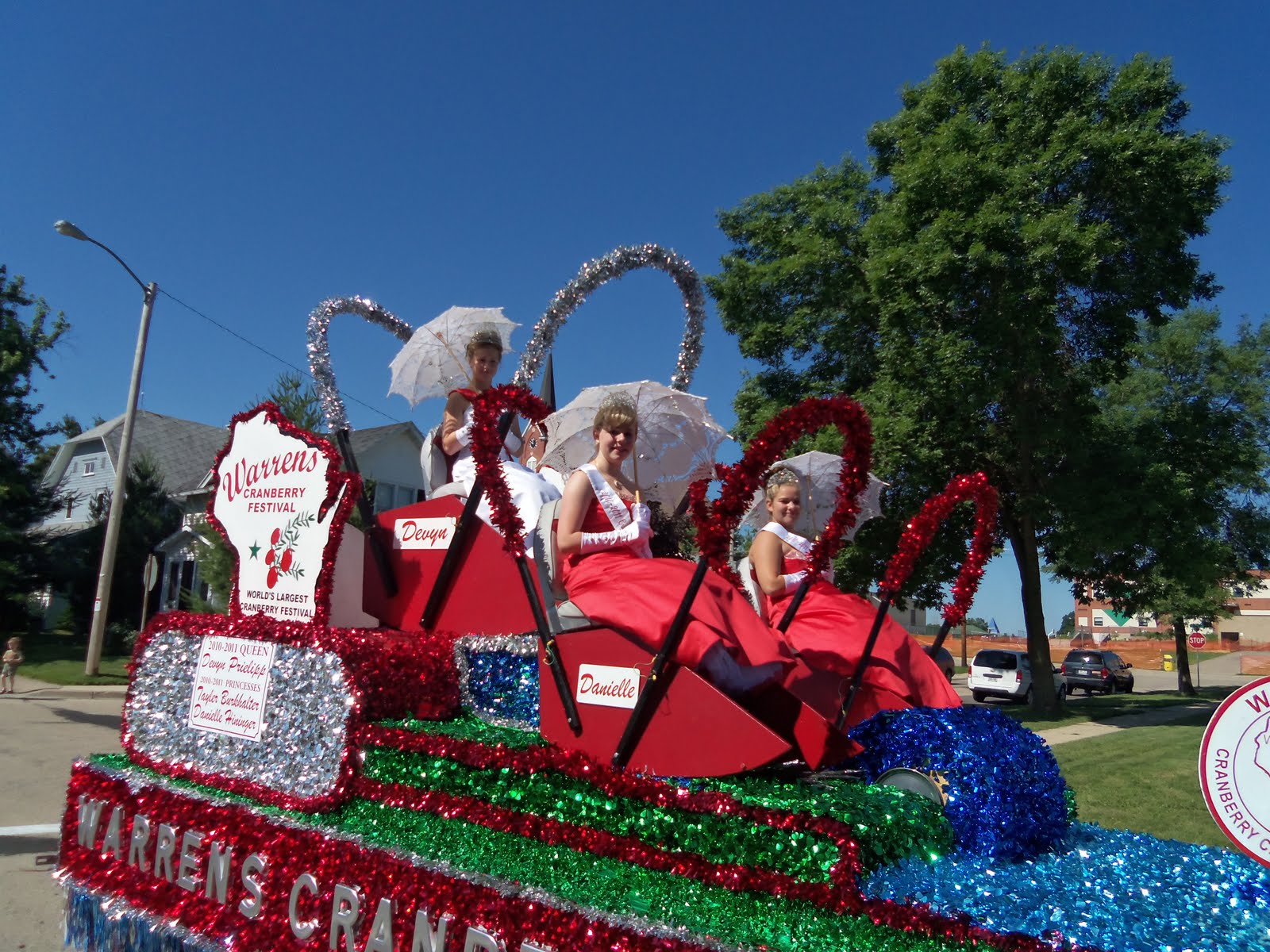 Warrens Cranberry Festival Royalty Royal Cranberry Greetings for the