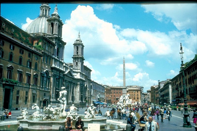35 Color Photos That Capture Everyday Life of Rome in 1970 ~ Vintage ...