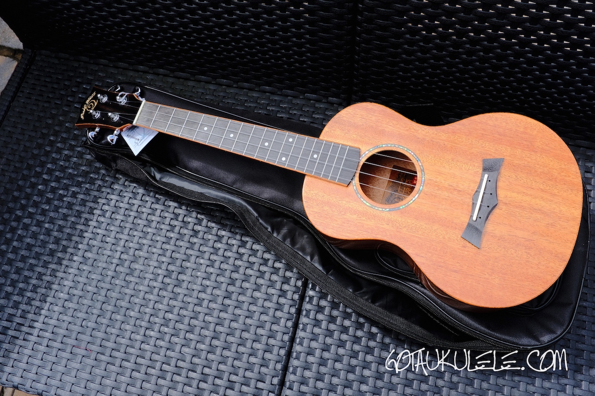 Snail SUTM1 Tenor Ukulele REVIEW