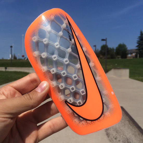 Nike Mercurial FlyLite SuperLock 2018 Shin Guards Leaked - Footy Headlines