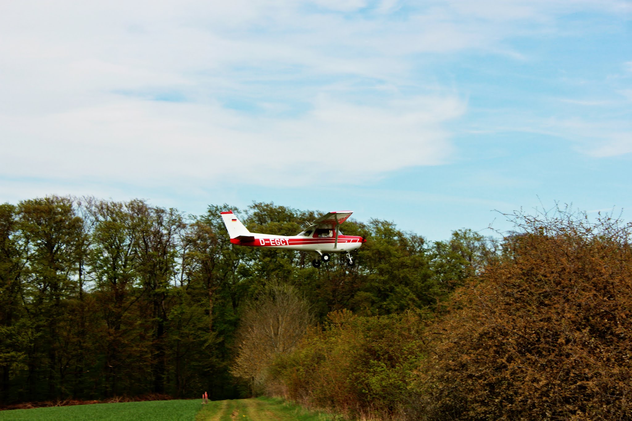 shadow mobil Wandern um den Flugplatz HöxterHolzminden