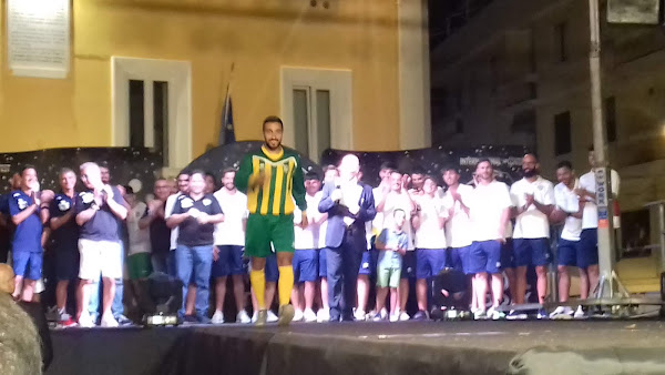 LA SSD ORTONA CALCIO SI PRESENTA ALLA CITTA'. VIDEO