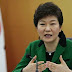South Korean President Impeached for Fraud Leaves Presidential Palace (Photos) 