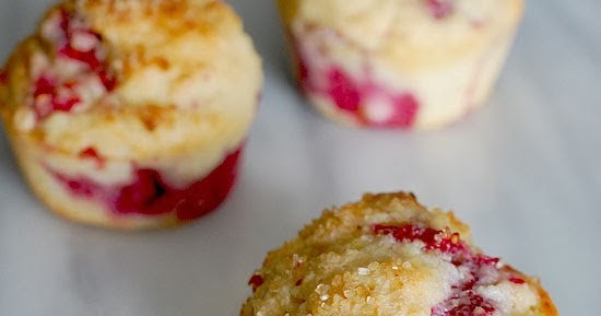 Eva Bakes - There's always room for dessert!: Raspberry lemon ricotta ...