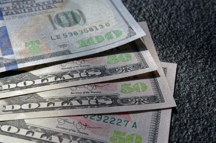 Bisa Lakukan Apa Saja Dengan Tabungan Dollar Simak Ulasannya