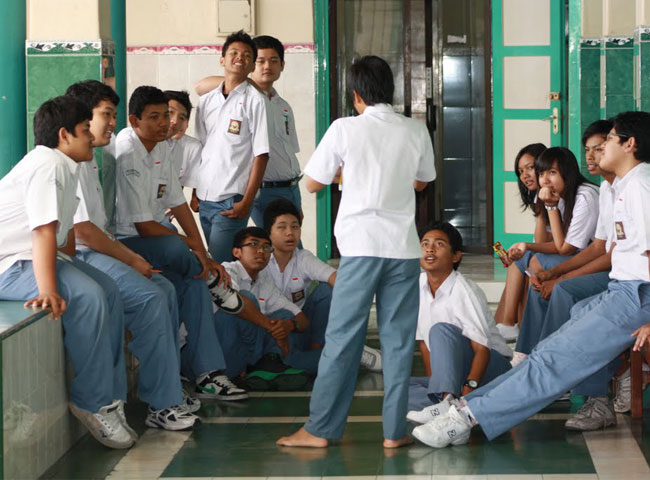 40+ Koleski Terbaik Background Foto Kelas Anak Sekolah Sma - Cosy Gallery