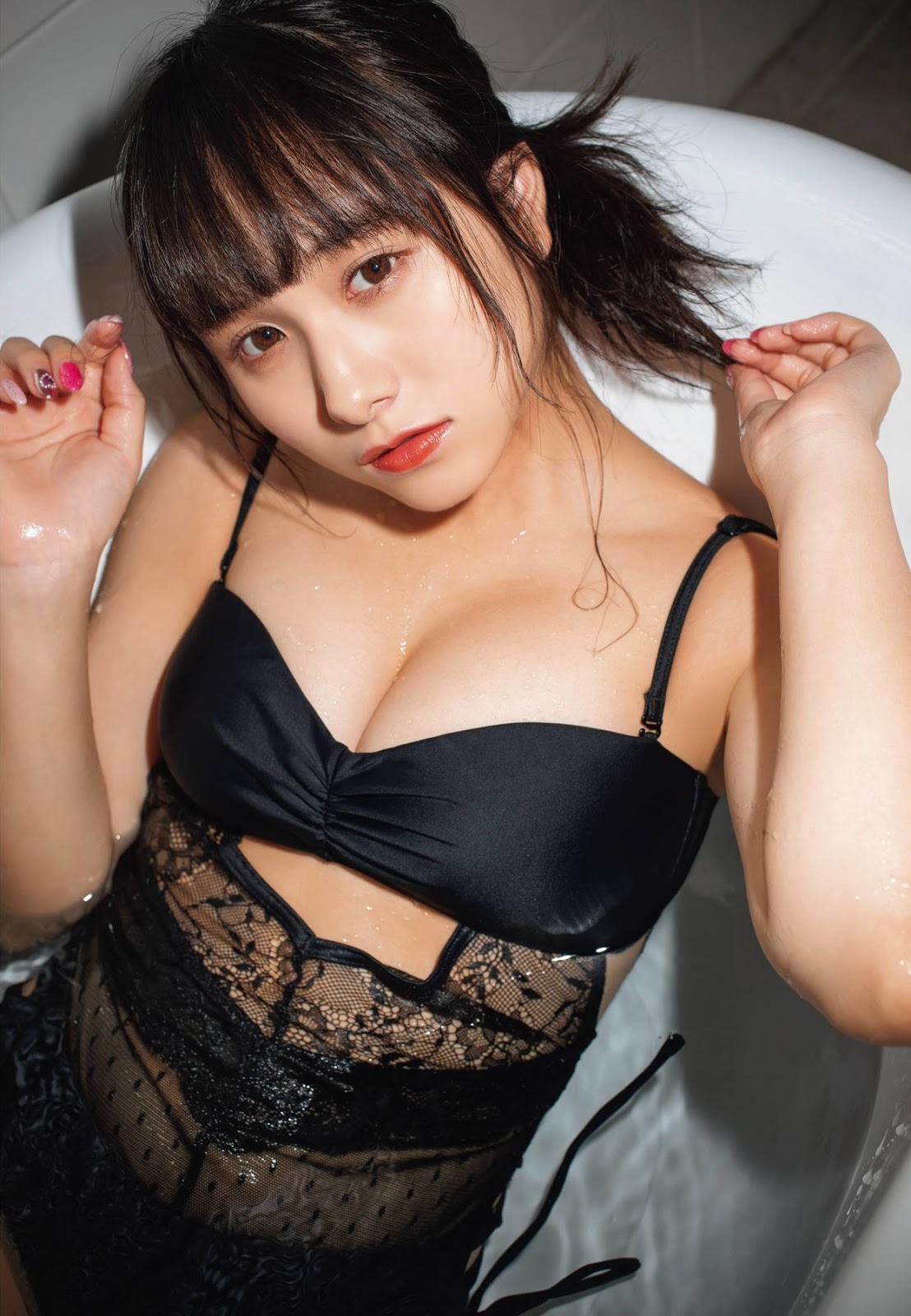 Mayu Niiya 新谷真由, ENTAME 2019.12 (月刊エンタメ 2019年12月号)