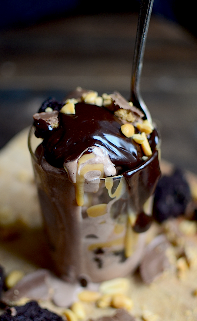 Yammie's Noshery 5 Ingredient Microwave Peanut Butter Hot Fudge Sauce