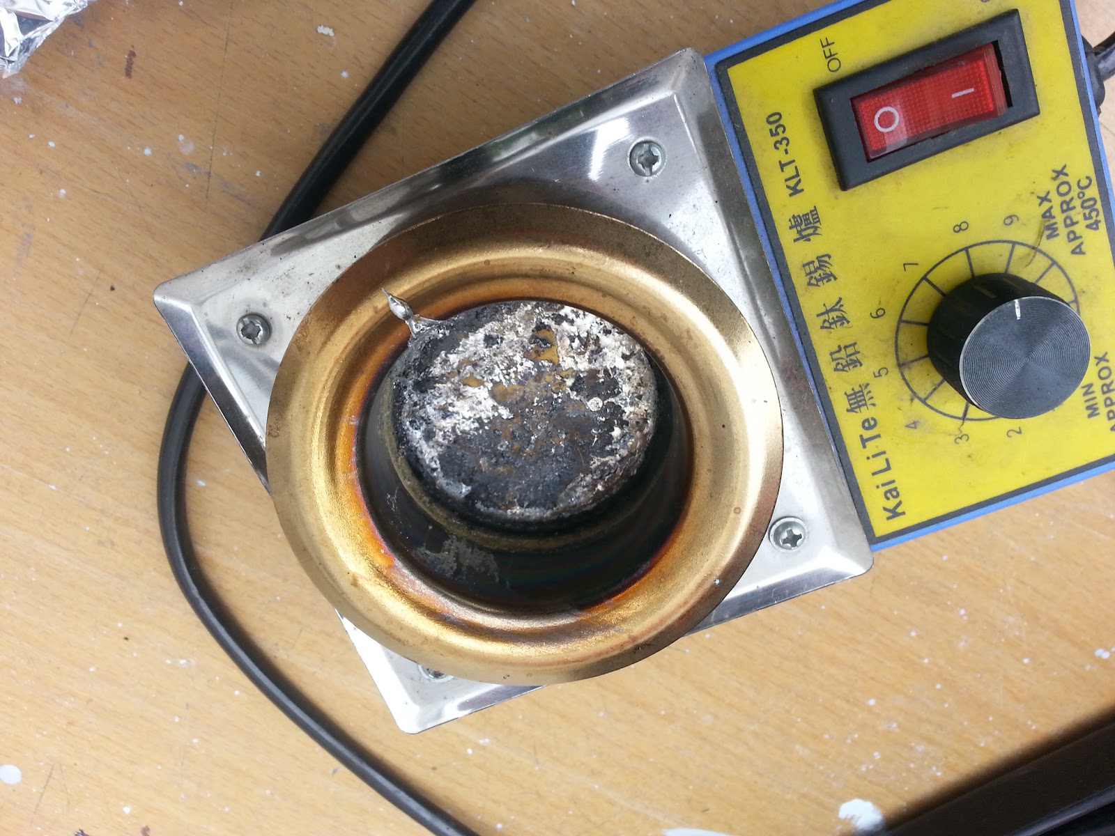Nerd Club: Cleaning a solder pot