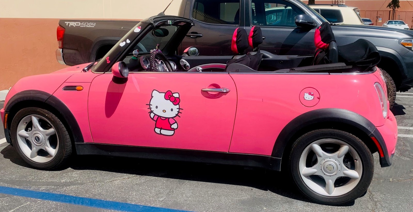 Thinking Pink: Cute Car Day