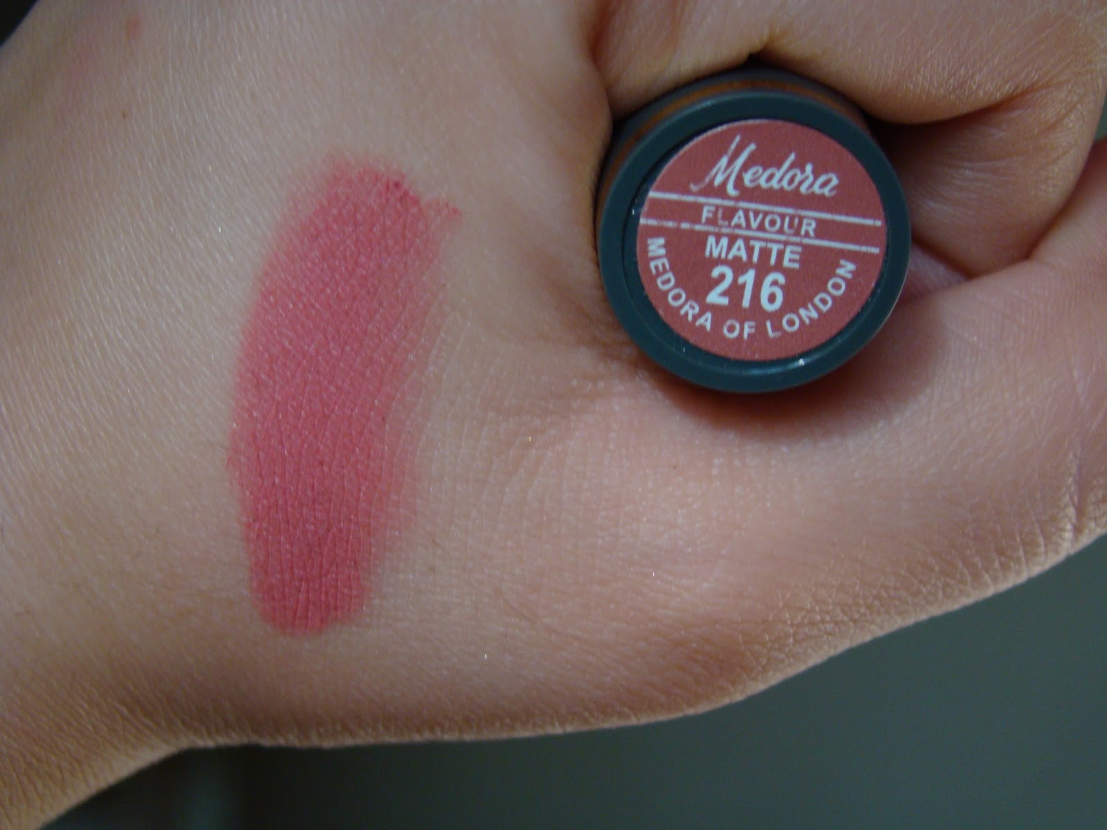 medora lipstick colour