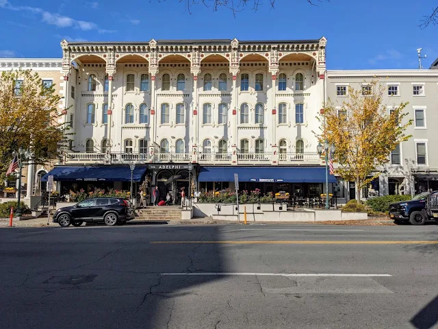 Saratoga Springs Attractions: Broadway