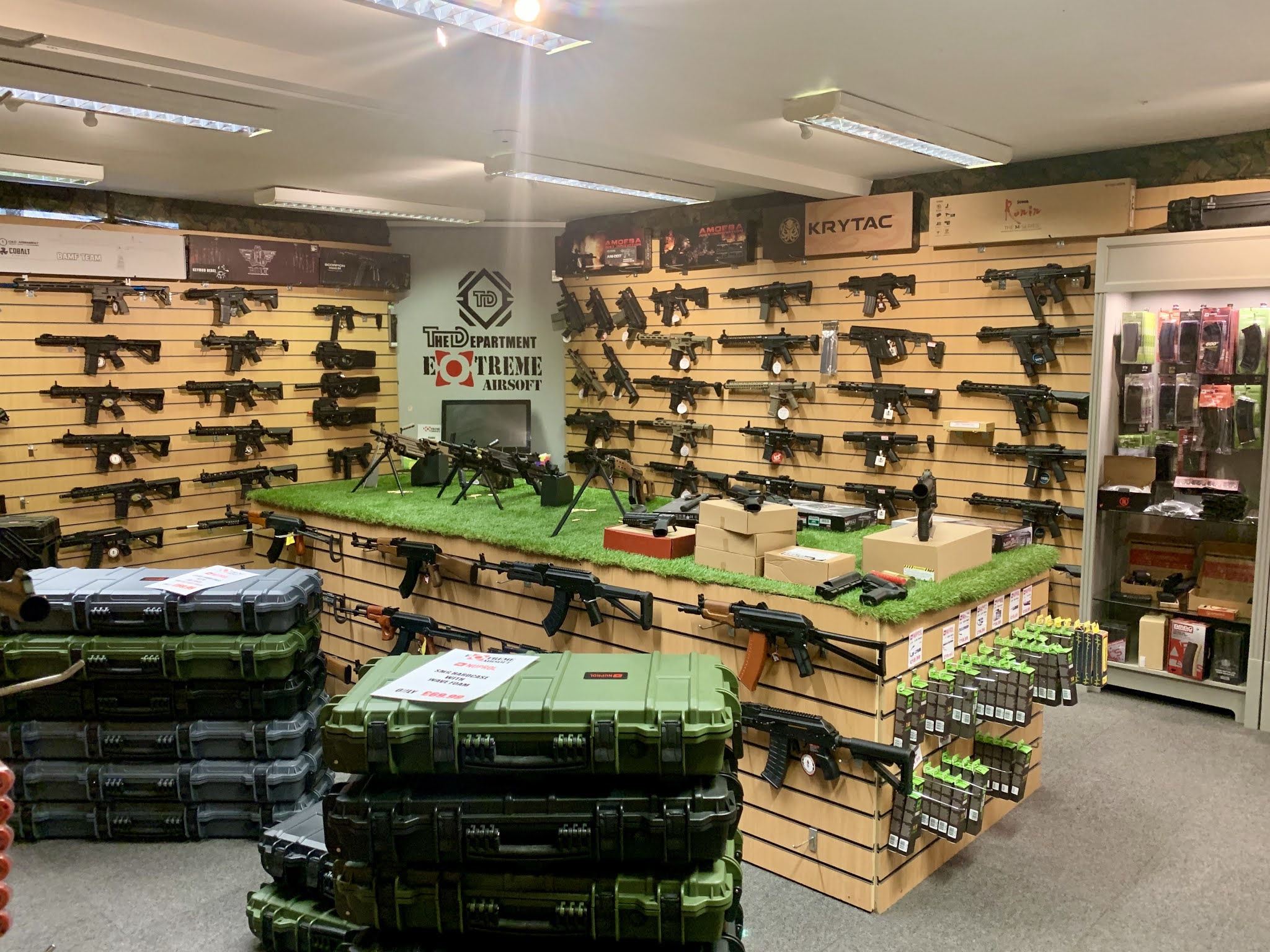 STORE | EXTREME AIRSOFT UK! - Femme Fatale Airsoft