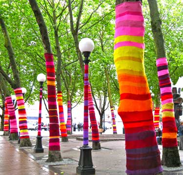 Ginx Craft Yarn Bombing