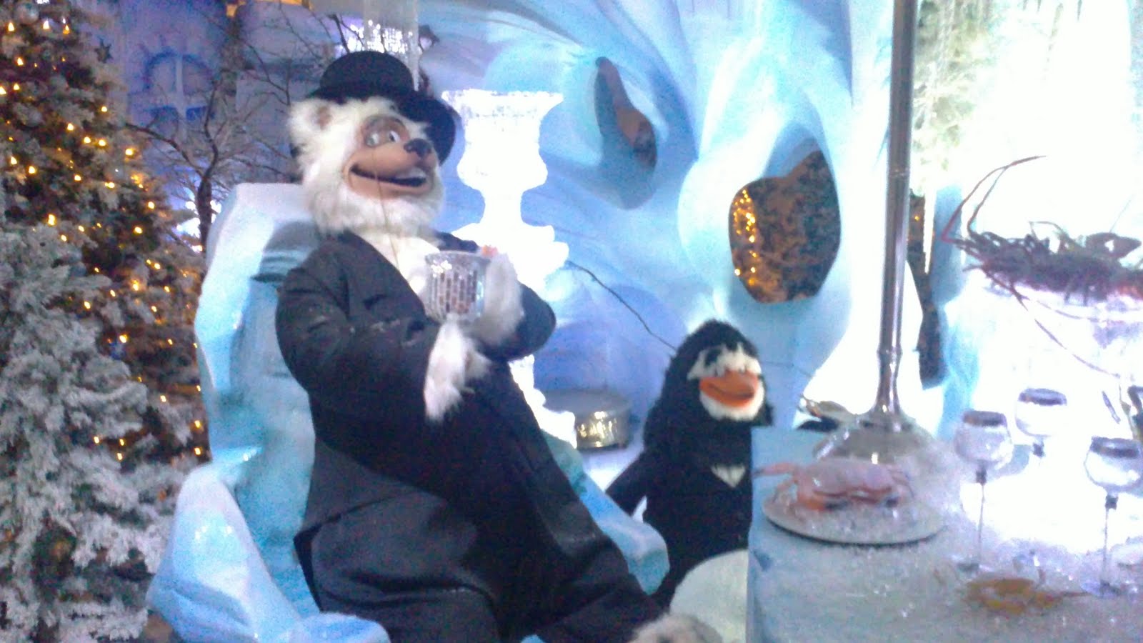 Pebbles and LBs Blog Father Christmas at Chessington Garden Centre