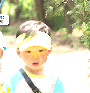 [슈돌] 눈이 잘 안보여서 깜빡거리는 대한이 (맴찢주의ㅠㅠ) | 인스티즈